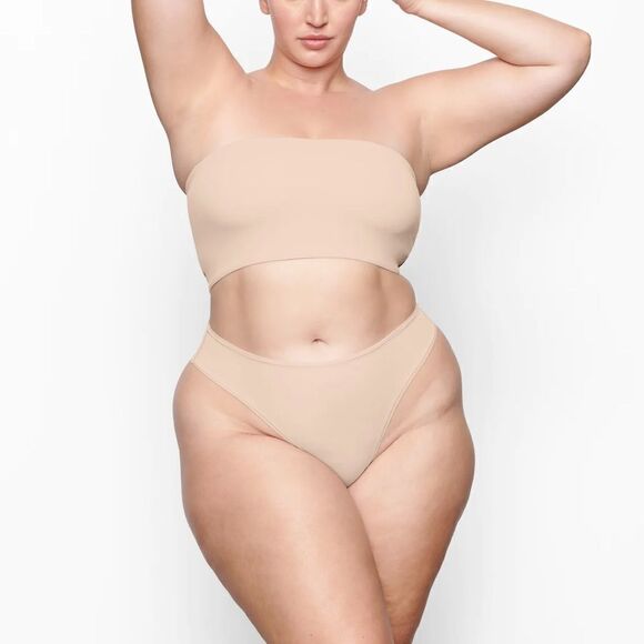 Skims Fits Everybody Cheeky Brief Mica Cream NWT 4X - Picture 1 of 8